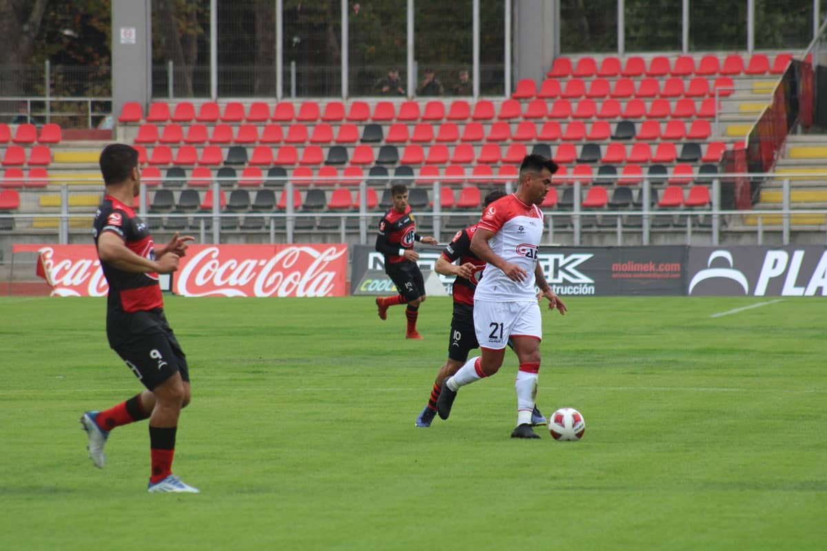 El mediocampista Gonzalo Espinoza ya tiene nuevo club: jugará en Deportes Antofagasta.