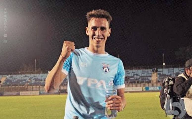 El delantero argentino Rodrigo Auzmendi dejó San Marcos de Arica y partió al fútbol de Honduras.