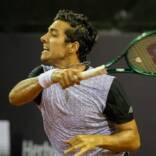Garín no queda indiferente al estado de la cancha del ATP de Santiago, tras su eliminación ante Tomás Barrios.