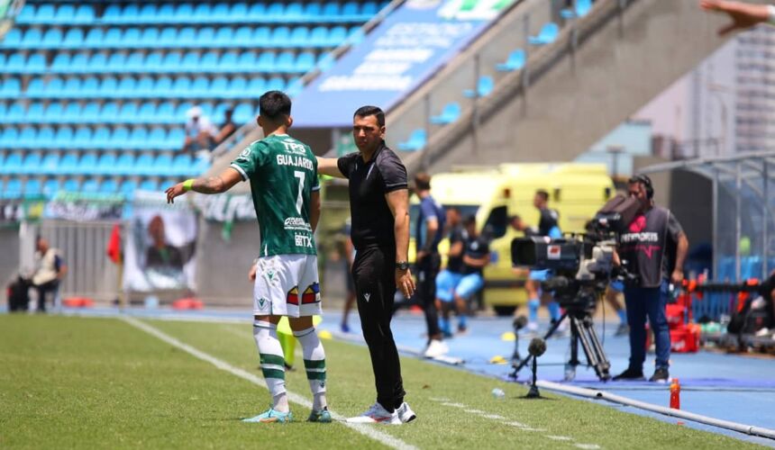 Santiago Wanderers no contará con Paolo Guajardo el 2024.