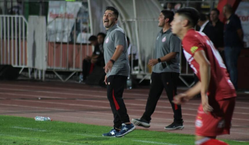 Segundo técnico caído en la Primera B 2024.