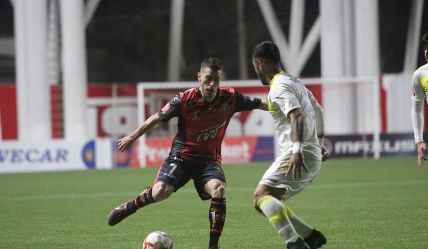 Deportes Limache aseguró ahora a un futbolista proveniente de Primera División: llega Gabriel Pinto, desde O'Higgins.