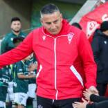 Santiago Wanderers sigue sin refuerzos y Jaime García asume la realidad