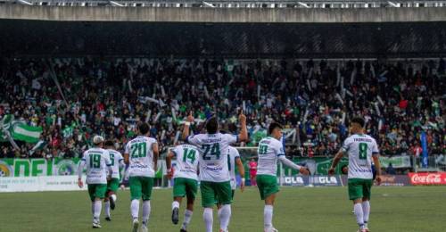 Quieren un estadio albiverde: La espectacular promoción que lanzó Deportes Puerto Montt