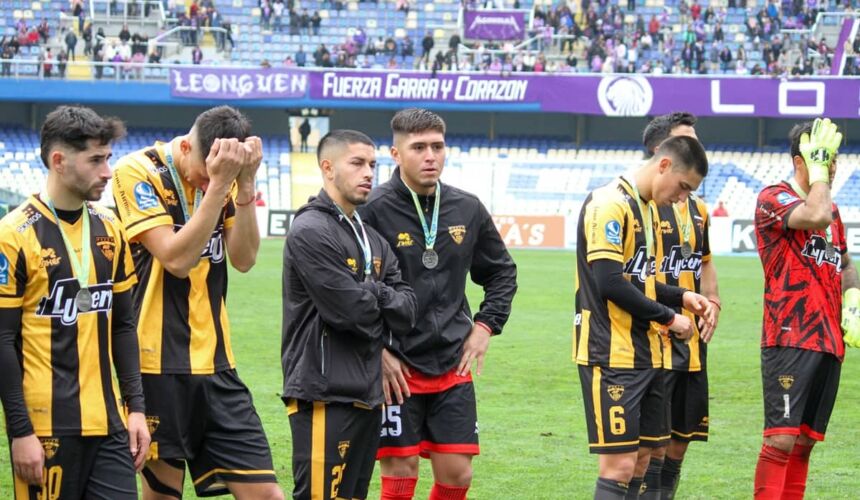 Fernández Vial sufrió la resta de tres unidades y está en zona de descenso en Segunda División.