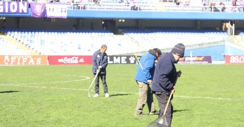 DT del super líder de Primera B pidió recuperar mítica cancha del fútbol chileno