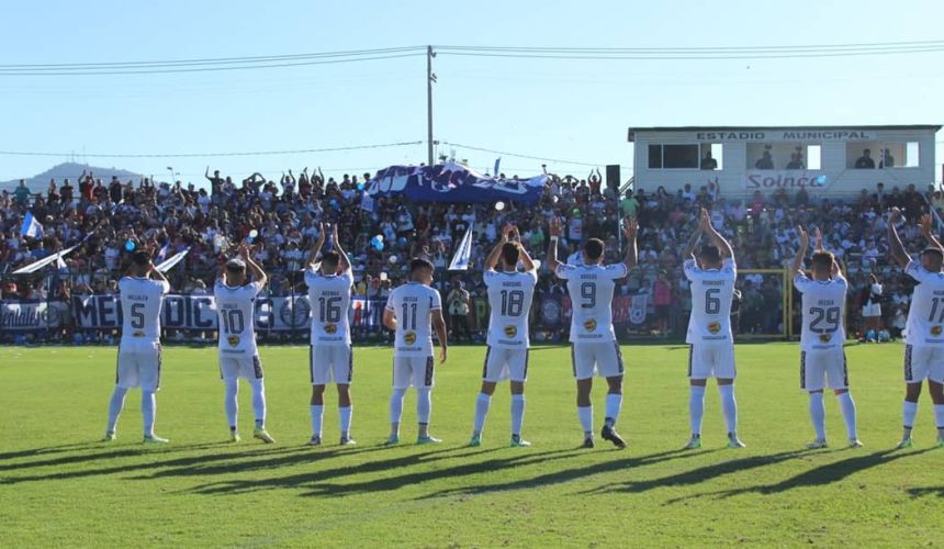 El líder de Segunda División estuvo a punto de quedarse sin estadio a última hora