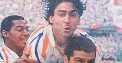 Eladio Rojas campeón con Rangers de Talca en 1997.