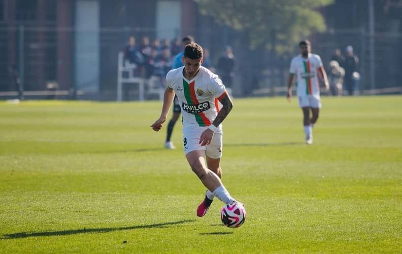 Cobreloa se sigue reforzando para evitar el descenso a Primera B: llega el argentino Lucas Di Maio.