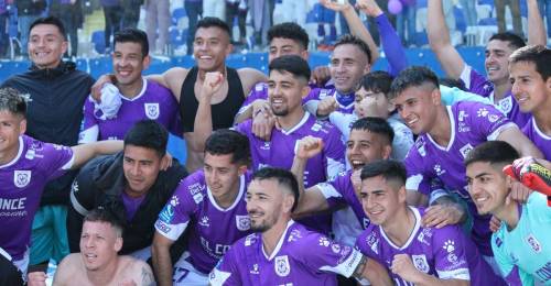 Deportes Concepción tiene toda la presión en la lucha por el ascenso a Primera B