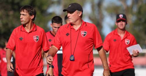 Un ex DT de Provincial Osorno asume en Newell's Old Boys: Ricardo Lunari.