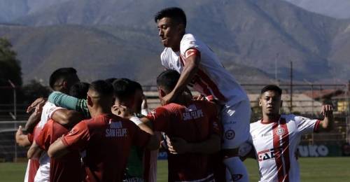 Unión San Felipe atrapó a Curicó Unido en el último lugar de la tabla de posiciones de Primera B.