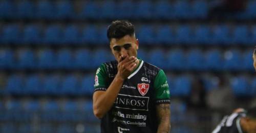 La Primera B 2025 tiene un nuevo integrante. Se consumó la tragedia futbolística de Deportes Copiapó. El cuadro nortino se inclinó por 5 a 3 en casa ante Everton, resultado que sumado al triunfo 2 a 0 de Huachipato sobre Audax Italiano, selló su regreso al fútbol de ascenso.