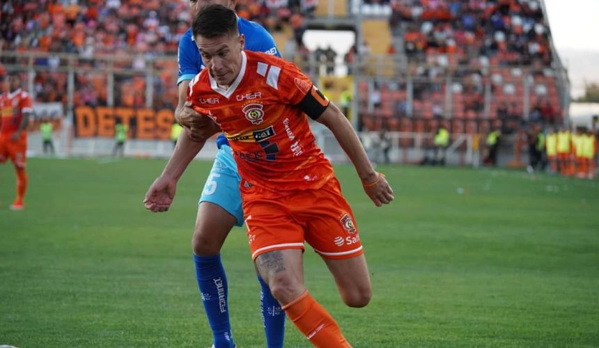 Cobreloa quedó al borde del descenso a Primera B