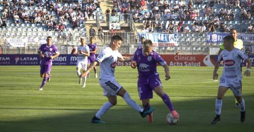 Una jugada de última hora podría cambiar el ascenso a Primera B. Luego de una dramática final, Deportes Melipilla se quedó con los boletos a la división de plata del fútbol chileno al vencer en lanzamientos penales a Deportes Concepción. Sin embargo el panorama podría cambiar por un tema que estaría complicando a los "Potros".