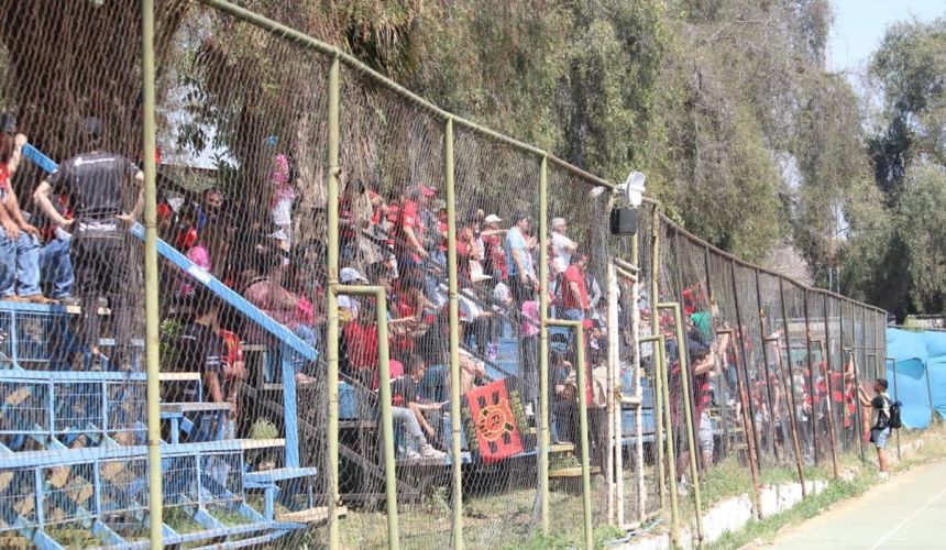 Dura sanción para parte de la hinchada de Rangers de Talca