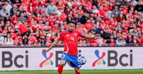 Mauricio Isla fue convocado de emergencia a la selección chilena