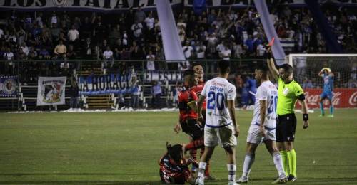 Rangers ya conoce el castigo para futbolista expulsado vs Santa Cruz: Mauro González recibió una fecha de sanción.