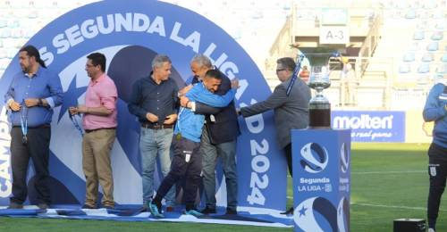 DT campeón en el fútbol chileno quiere su oportunidad en Primera B