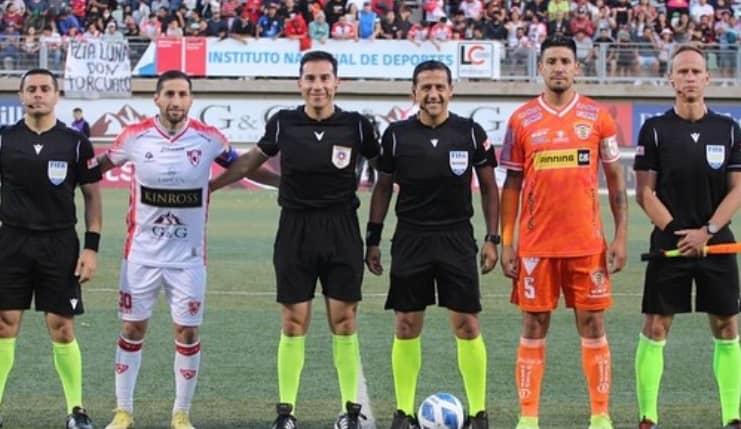 Un histórico futbolista de Deportes Copiapó anunció su retiro del fútbol. Se trata del mediocampista Wilson Piñones, jugador totalmente identificado con los colores del "León" de Atacama, aunque además jugó en Deportes Iquique, Provincial Ovalle y Unión La Calera.