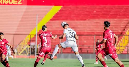 San Luis de Quillota aseguró a un campeón con Deportes La Serena. El cuadro amarillo se arma para pelear en la Primera B 2025 y en ese contexto, concretó la contratación del defensa central Raúl Osorio, quien viene de un muy buen año en Deportes La Serena, elenco que se coronó campeón del ascenso.