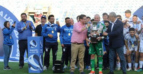 Tras zafar de la desafiliación Deportes Melipilla defenderá su ascenso a Primera B