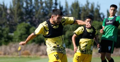 an Luis de Quillota y Santiago Wanderers se enfrentaron en amistoso de pretemporada. Ambos elencos se dieron cita en el complejo Manuel Arancibia de San Isidro, perteneciente a los canarios, para medir fuerzas como preparación para el exigente campeonato nacional de Primera B 2025.