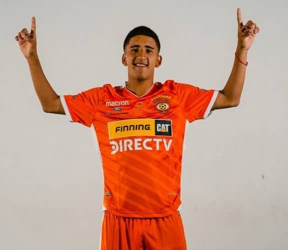 Un canterano de Cobreloa fue cedido a préstamo a otro equipo de la Primera B. Según pudo saber PrimeraBChile, el extremo Bastián Valdés emigró de los loínos, para recalar por una temporada en otro elenco del ascenso chileno.