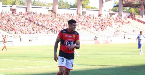 Tras su paso por Rangers de Talca Mauro González tiene nuevo club. Tal como habíamos adelantado en PrimeraBChile, el talentoso creativo argentino emigró al fútbol de Asia, específicamente a Arabia Saudita.