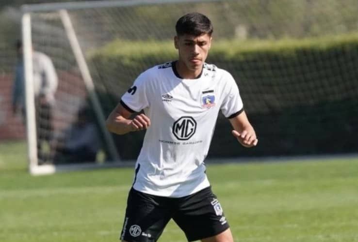 Desde Colo Colo llegó un nuevo fichaje para el super reforzado Unión San Felipe. El cuadro del Valle del Aconcagua confirmó el arribo en condición de préstamo del lateral izquierdo Pedro Navarro.