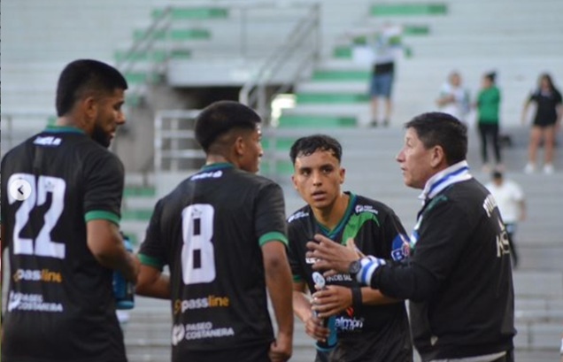 Deportes Puerto Montt confirmó dos refuerzos para buscar el ascenso a Primera B. El "Velero" dio a conocer la contratación de Kevin Flores, un viejo conocido en las huestes sureñas, quien arriba procedente de Deportes Concepción y del arquero Kevin Catalán, ex Provincial Osorno.