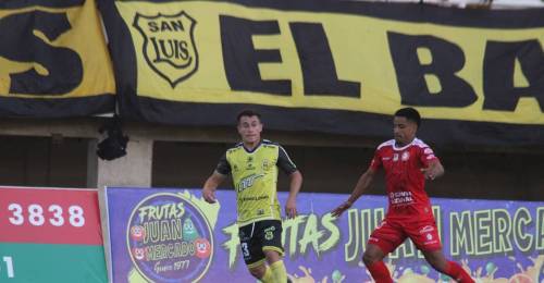 San Luis de Quillota cayó ante su clásico rival, Unión La Calera, en Copa Chile. Los canarios se inclinaron en casa por la cuenta mínima frente al conjunto cementero, que celebró con tanto del ex Deportes Concepción, Ignacio Mesías.