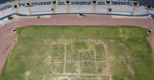 El calamitoso estado de la cancha del Calvo y Bascuñán de Antofagasta