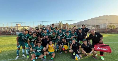 Santiago Wanderers llega con campaña perfecta en Copa Chile al inicio en Primera B. El decano derrotó en partido pendiente de la fecha 1 del Grupo B de Copa Chile a Unión San Felipe y se mantiene como líder exclusivo de su zona, con nueve unidades, consecuencia de triunfos sobre Colo Colo, Deportes Limache y el ya mencionado conjunto albirrojo.