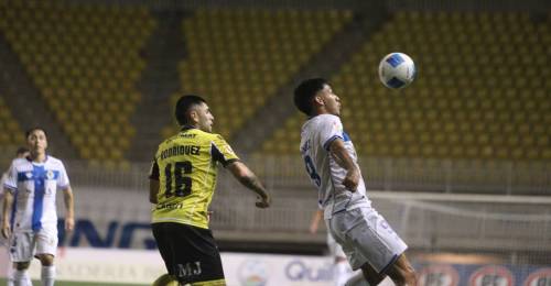 Deportes Santa Cruz rescató su primer punto en el torneo en casa de San Luis de Quillota