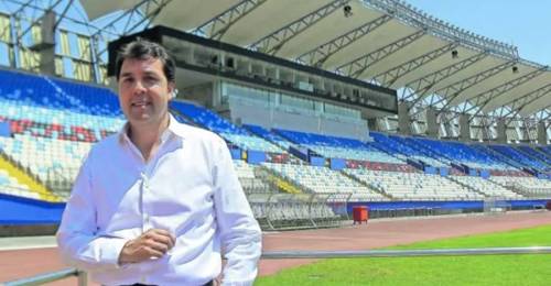 En Uruguay acusan a dueño de Deportes Antofagasta de desaparecer en negocio para comprar un club. Se suponía que estaba todo listo para que Jorge Sánchez, propietario de los "pumas" adquiriese el Miramar Misiones, elenco que milita en la Primera División charrúa, pero la situación se habría complicado.