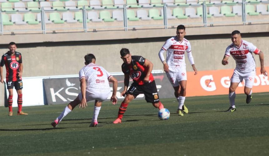 Deportes Copiapó derrotó categóricamente a Rangers y recupera terreno en la tabla de posiciones de Primera B. El cuadro copiapino se dio un festín con el conjunto del Piduco y se abrazó por primera vez en el torneo.