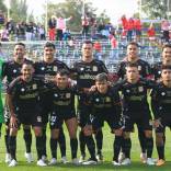 Curicó Unido alista su cambio de casa y ya comienza a despedirse de Santa Cruz. El Municipal Joaquín Muñoz García fue el reducto que recibió al cuadro albirrojo durante estas primeras fechas, ya que el Estadio La Granja de Curicó, está en pleno proceso de término de su ampliación, con lo que elevará hasta 12 mil almas, la capacidad del recinto.