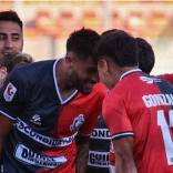 El SIFUP acusó a la ANFP de proteger a Deportes Antofagasta ante eventuales pagos en negro. El Sindicato de Futbolistas Profesionales denunció a los "pumas" ante la ANFP por incumplimientos financieros con el delantero Tobías Figueroa y el propio jugador acusó que el club no le ha cumplido con lo pactado.