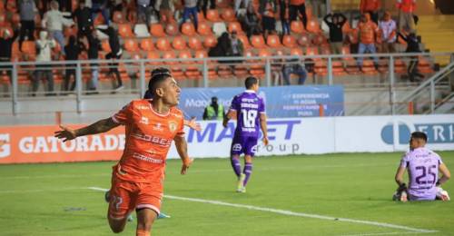 Fue campeón con Coquimbo y La Serena y ahora quiere repetir con Cobreloa: Álvaro Delgado.