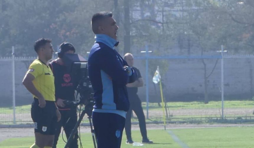 en Magallanes se aprestan para moverse en busca de refuerzos. Los albicelestes han materializado una irregular campaña, que los tiene más cerca hoy de la zona baja de la tabla de posiciones de Primera B que próximos a la pelea por cosas grandes.
