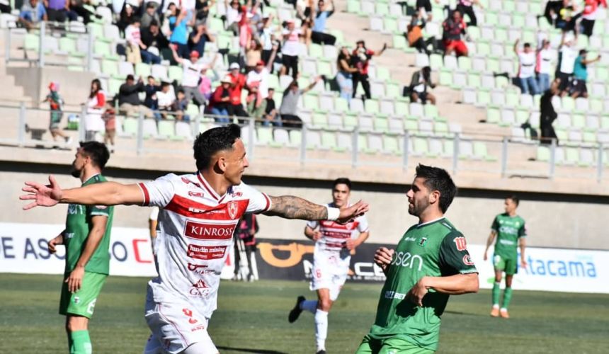 Deportes Copiapó humilla a Deportes Temuco y pone en duda continuidad de Mario Salas