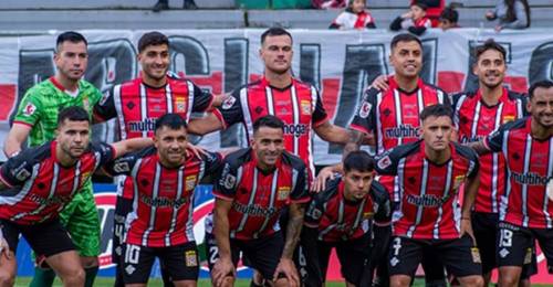 Curicó Unido recibe a uno de los colistas de la tabla de posiciones de Primera B. El albirrojo jugará este sábado a contar de las 15:00 horas vs Unión San Felipe, duelo a disputarse en el Estadio Joaquín Muñoz García, con la obligación de sumar de a tres para acercarse a los primeros lugares.