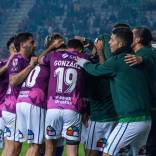 Deportes Temuco comienza a sanar heridas. Ya en el debut de Esteban Valencia, la semana pasada, vs Huachipato en Copa Chile, dejó gratas sensaciones, las que fueron confirmadas este domingo, cuando derrotó categóricamente, 3-0 a Magallanes.