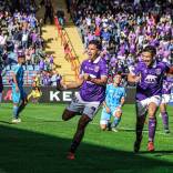 stuvo a punto de ser enviado a préstamo pero ha sido clave en la campaña de Deportes Concepción. El lateral izquierdo paraguayo, Jonathan Espínola no estaba en los planes del DT lila, Manuel Suárez, para la temporada 2025. Hasta último minuto se barajó la opción de cederlo a algún equipo de Segunda División.