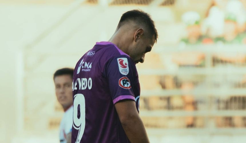 Crítico momento vive Deportes Temuco. El "pije" cayó inapelablemente 3 a 0 vs el cuadro de Deportes Copiapó y se quedó en el penúltimo lugar de la tabla de posiciones de Primera B, junto a Unión San Felipe. Si no fuera por la resta de nueve unidades que sufrió Santiago Morning, el panorama sería desastroso.