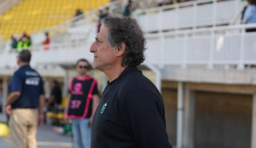 Mario Salas dejaría la banca de Deportes Temuco