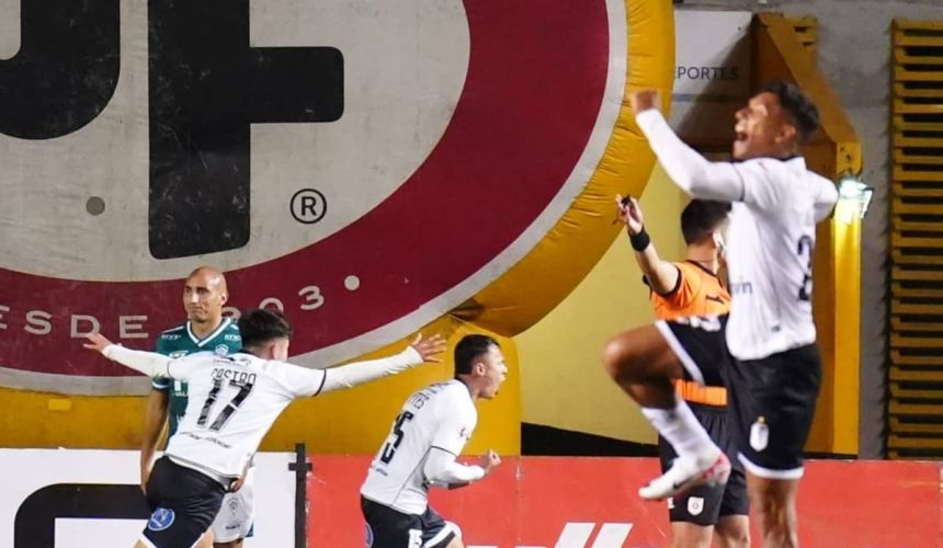 Santiago Morning dio la sorpresa ante Santiago Wanderers y se ilusiona con salir del último lugar de la tabla de posiciones de Primera B