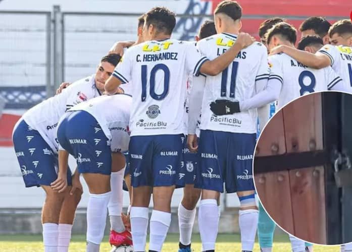 El DT de Naval de Talcahuano aclaró encierro que sufrió su plantel. El cuadro del Ancla derrotó como visita 2 a 1 a Quintero Unido, en duelo válido por la séptima fecha de Tercera A y tras el compromiso se vivió una situación bien particular.