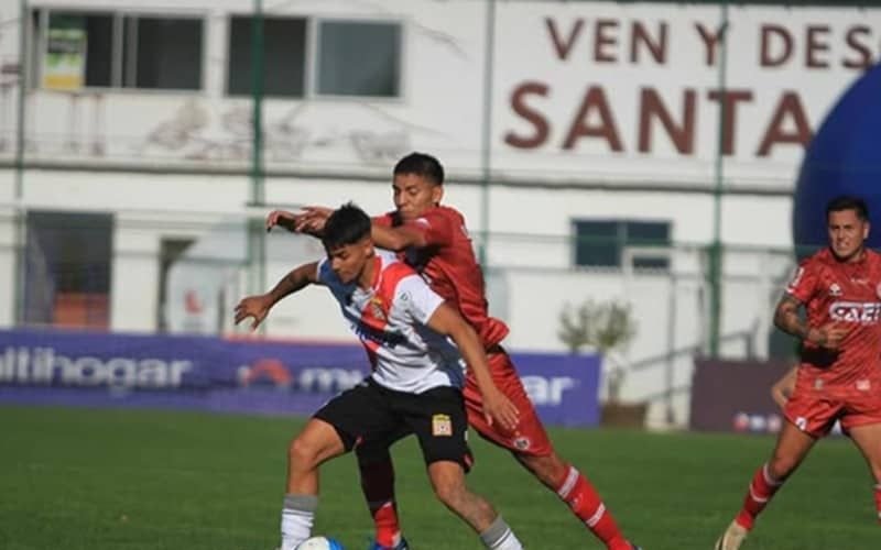Dueño de club de Primera B critica árbitro por su actitud soberbia
